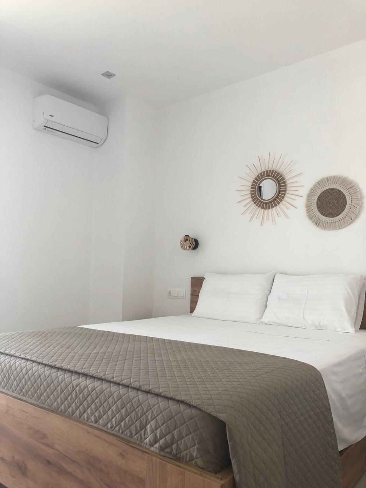 Fiosal Apartments 3 สเกียธอสทาวน์ ภายนอก รูปภาพ